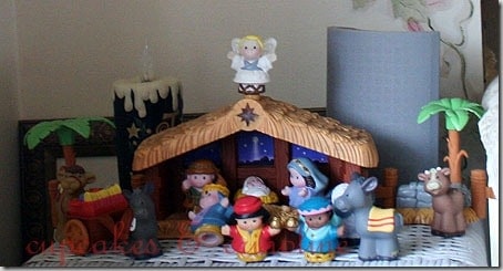 Christmas House Tour 2011 | The How-To Home