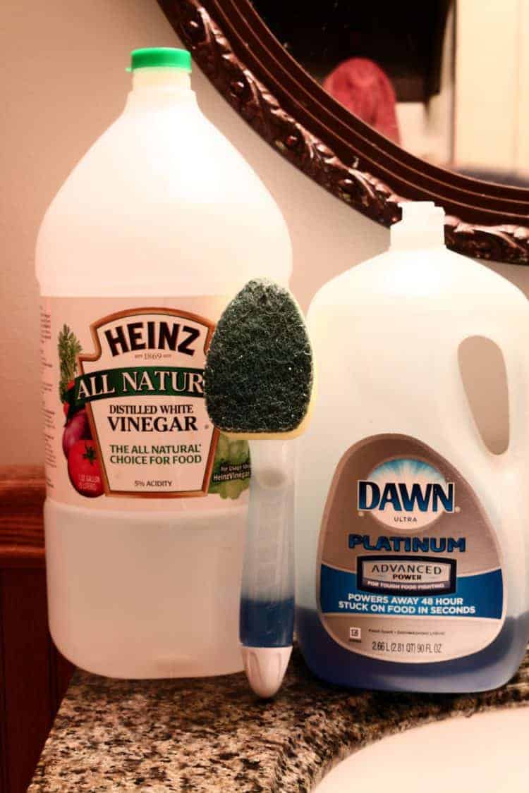 Non-Toxic DIY Bathroom Cleaner Recipes - Mom 4 Real