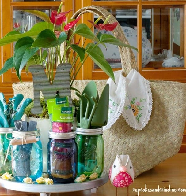 Garden gift store ideas for mom