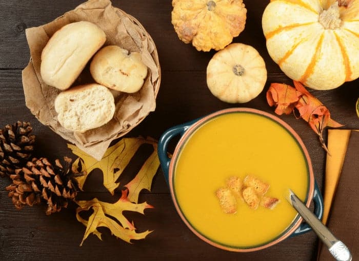 https://thehowtohome.com/wp-content/uploads/2015/10/Butternut-Squash-Bisque-cupcakesandcrinoline.com_.jpg