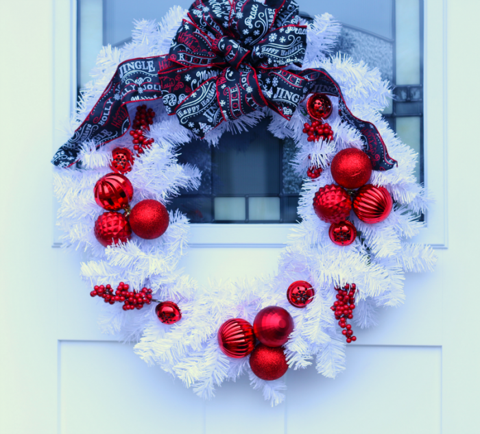 White deals christmas wreath