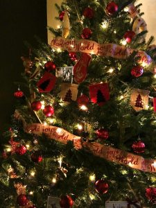 How To Care for a Fresh Christmas Tree - The How-To Home