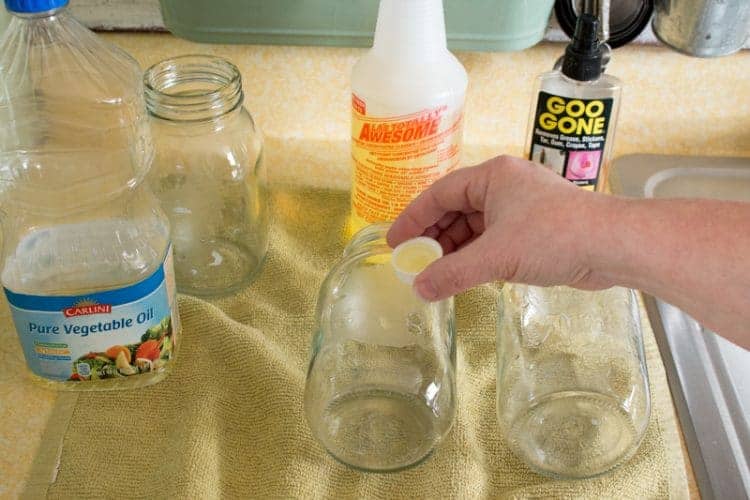 How to Remove Label Glue From Glass Easily and Naturally