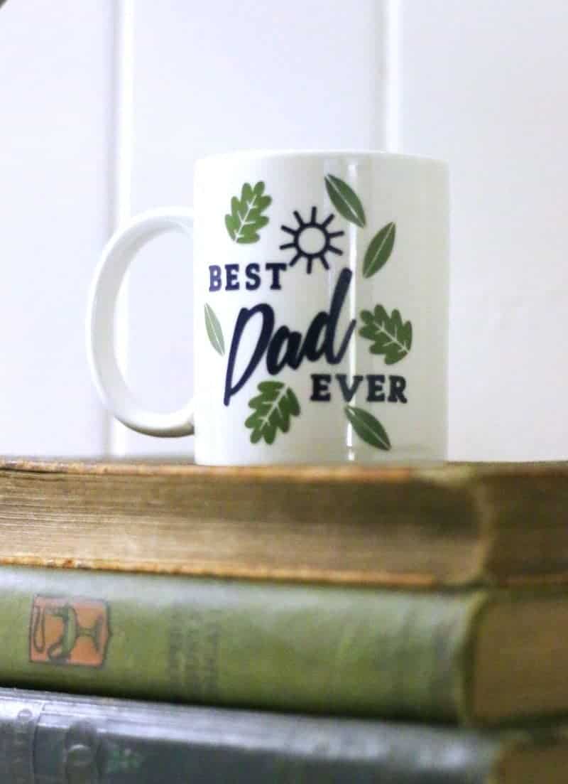 How To Personalize Mugs With Cricut - Anika's DIY Life