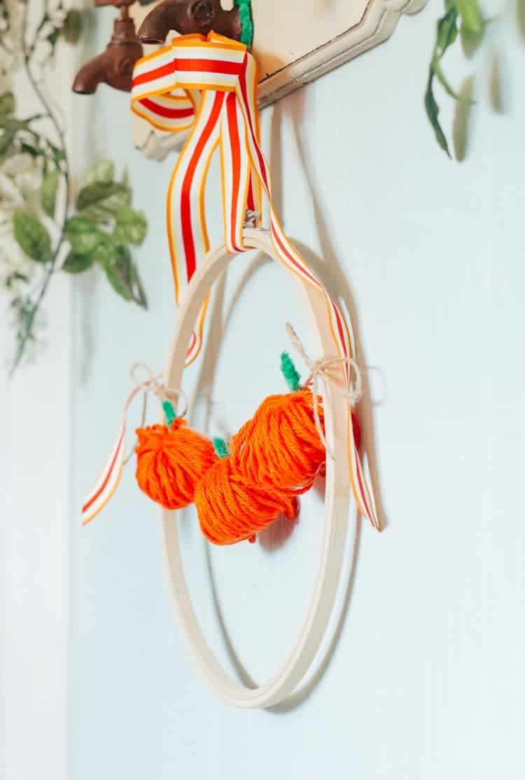 Embroidery Hoop Chubby Pumpkin Wreath