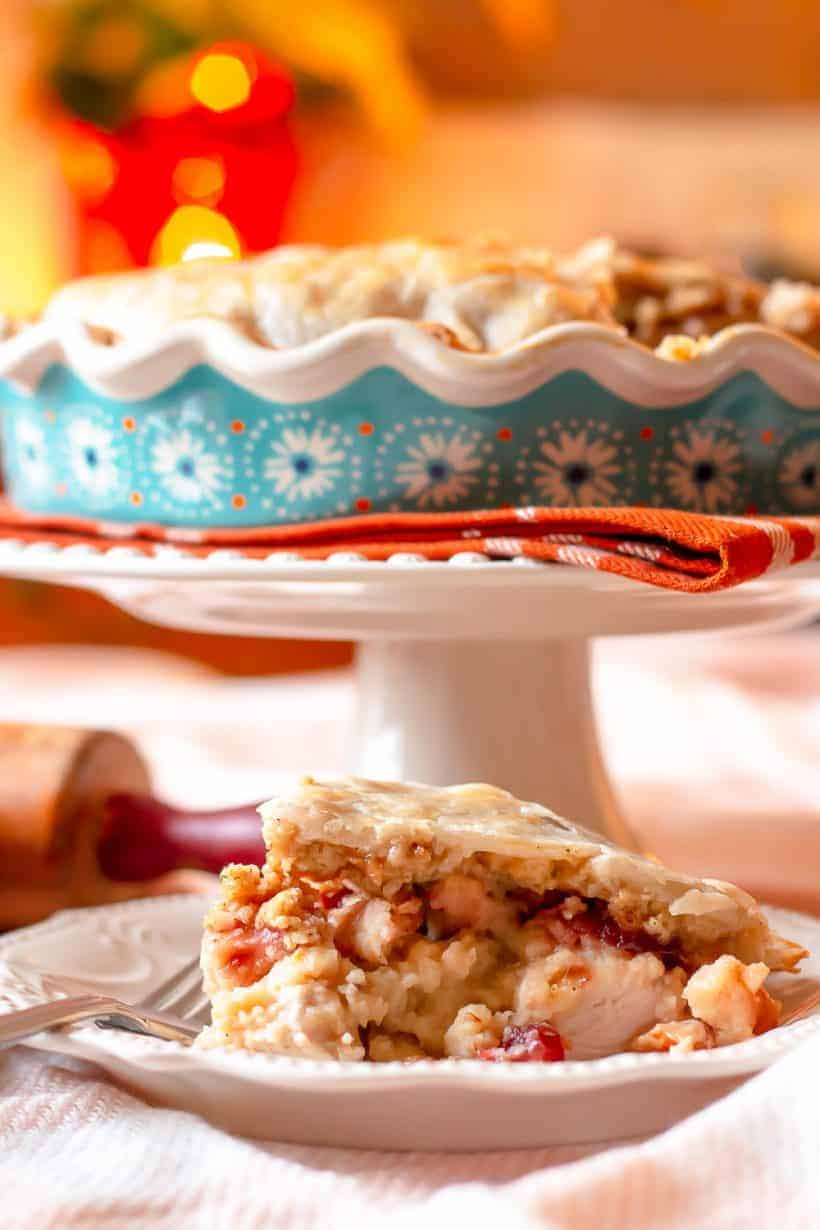 https://thehowtohome.com/wp-content/uploads/2018/11/Thanksgiving-Leftovers-Pie-25-of-25-1.jpg