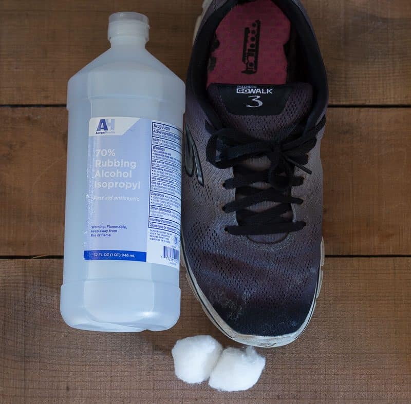 How to get hot sale salt stains off shoes