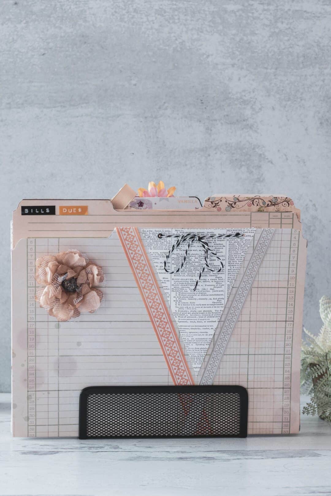 DIY Pretty File Folders The HowTo Home