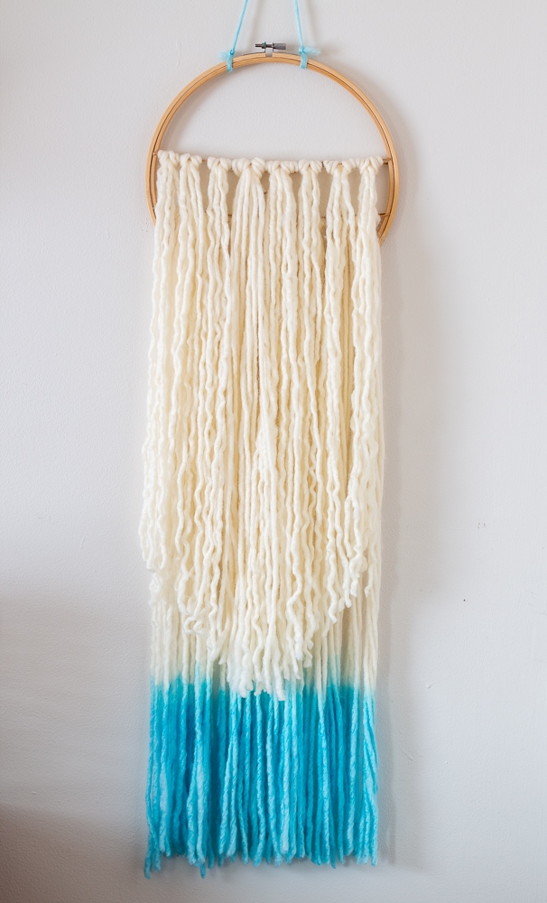 How to Make a Charming and Affordable Yarn Boho Wall Hanging - The How-To  Home