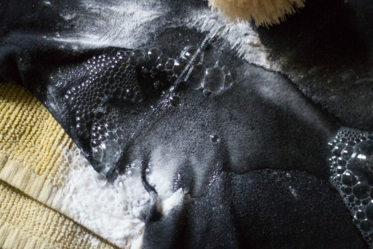 Get Deodorant Build Up Out of Clothes The HowTo Home