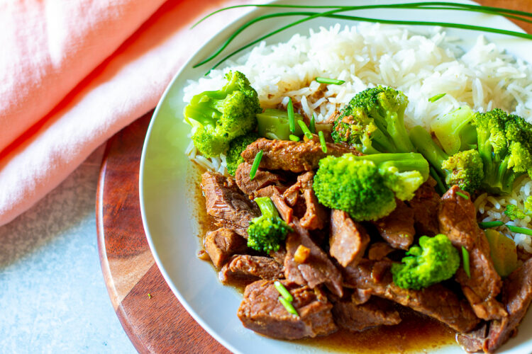 Slow Cooker Teriyaki Beef and Broccoli Recipe The HowTo Home