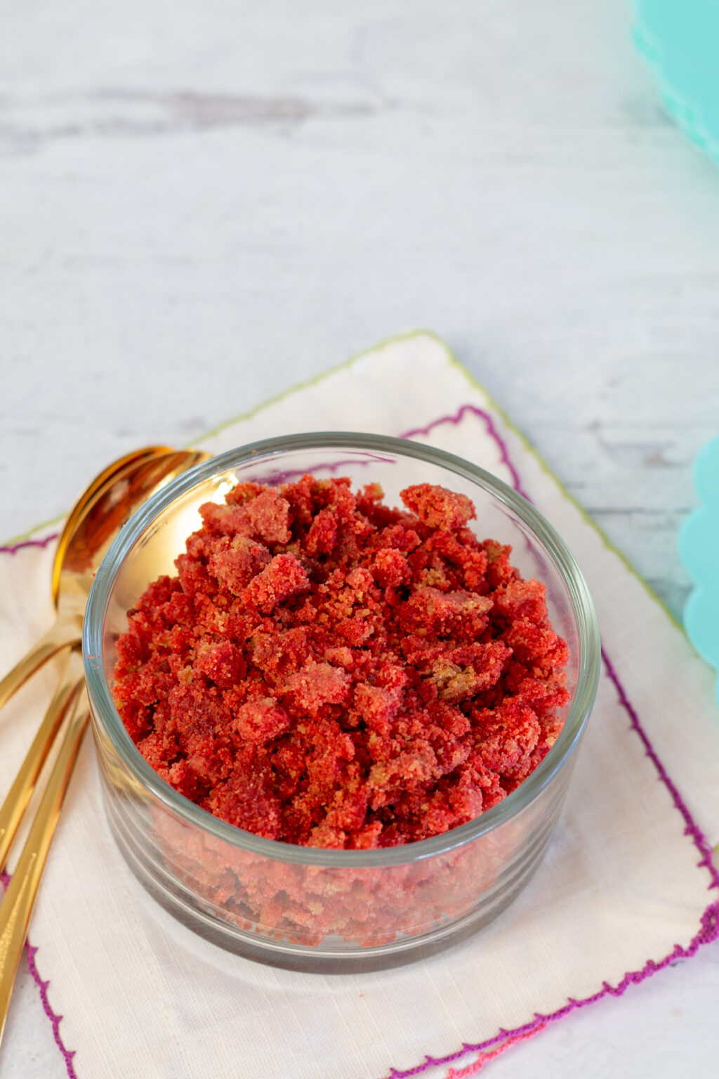 Easy to Make Strawberry Crunch Crumble Topping Recipe The HowTo Home