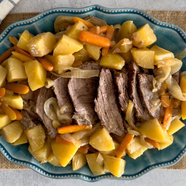 Easy Lipton Onion Soup Mix Pot Roast Recipe - The How-To Home